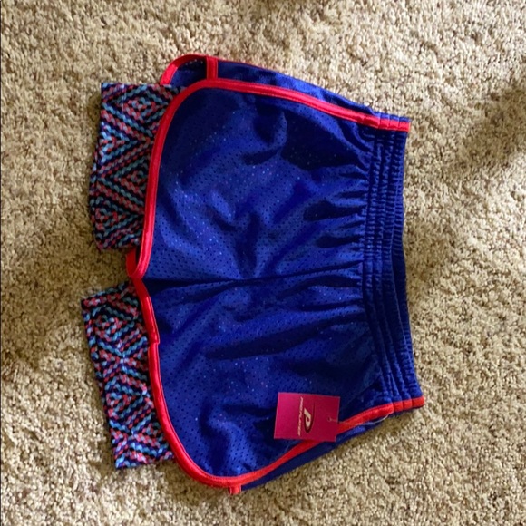 A pair of shorts that have never been worn. - Picture 1 of 2